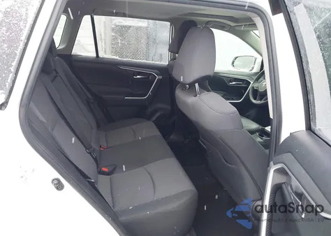 2019 Toyota Rav4 Xle z USA, uszkodzony, nr VIN JTMP1RFV6KD041070